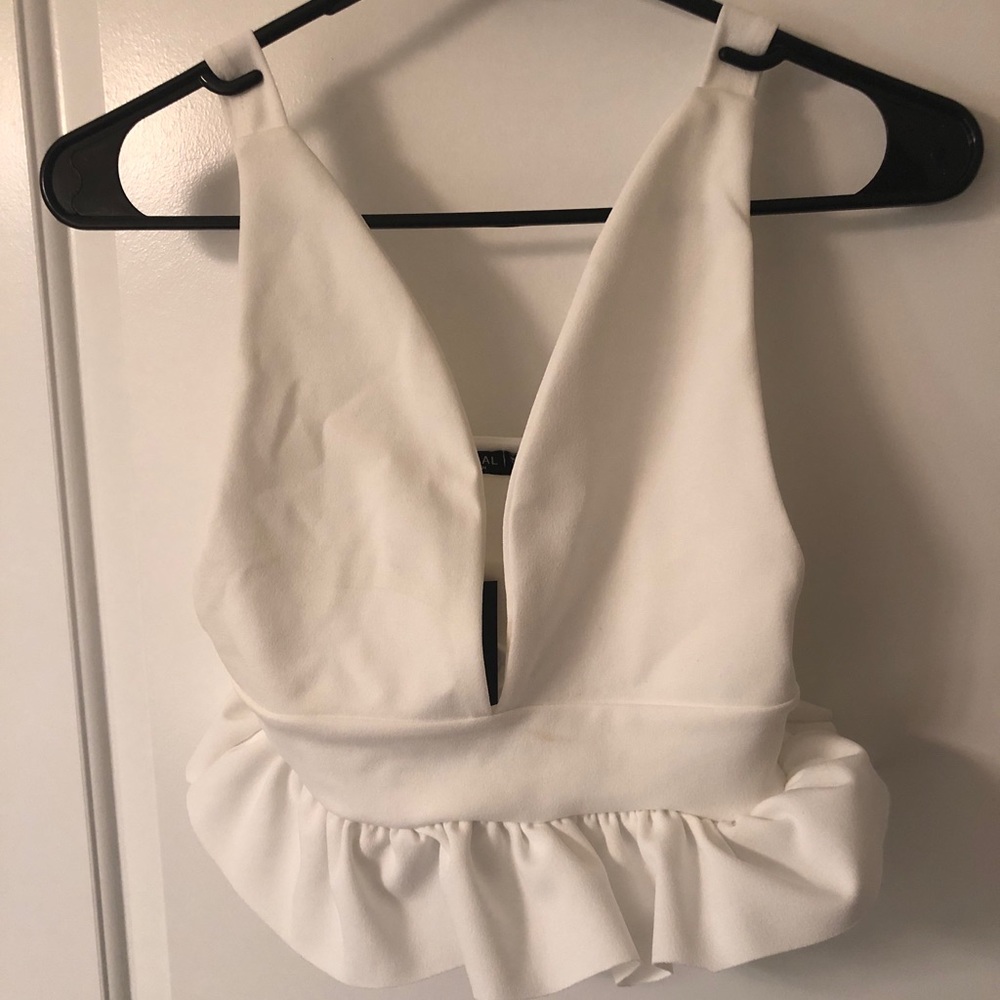 Nasty Gal - Deep Down Plunging Crop Top